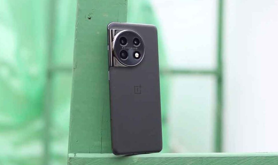 https://www.compsmag.com/deals/oneplus-11-5g-deal-list-price-848-51-is-now-dropped-down-to-749-99/